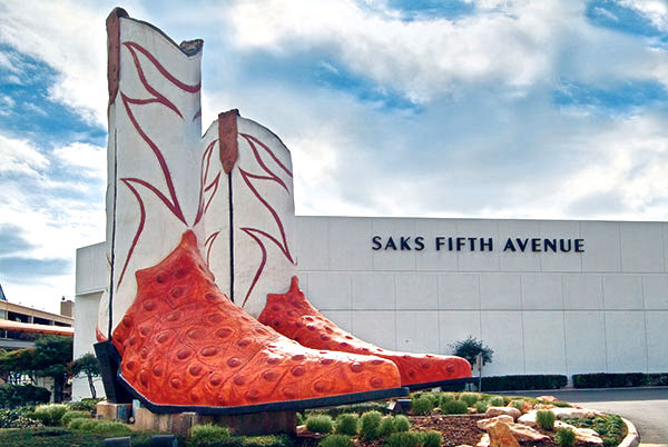 Saks fifth EUA - Picture of North Star Mall, San Antonio - Tripadvisor
